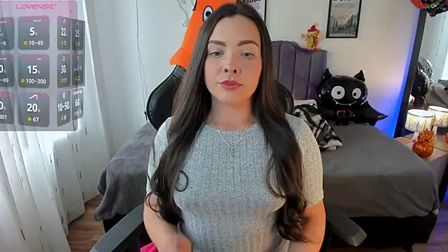 Snapshot of amaia_monet chatting on October 23, 7:45 pm amaia monet online show from October 23, 7:45 pm