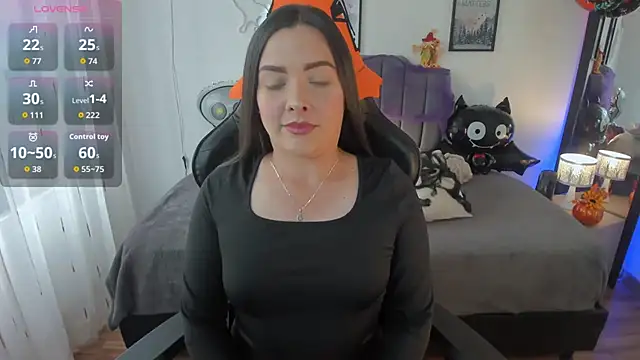 Snapshot of amaia_monet chatting on October 29, 8:21 pm amaia monet online show from October 29, 8:21 pm