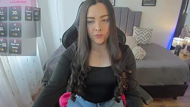 Snapshot of amaia_monet chatting on November 7, 7:36 pm amaia monet online show from November 7, 7:36 pm