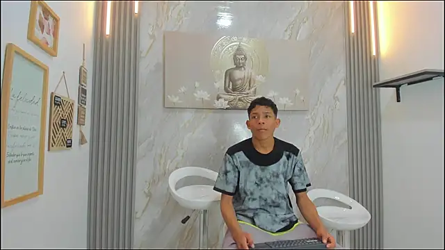 BEAUTY BOYS1 online show from January 7, 7:11 am