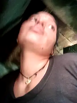 Snapshot of Dikchahot chatting on October 22, 2:12 am Dikchahot online show from October 22, 2:12 am