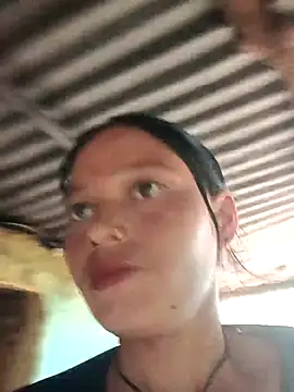 Snapshot of Dikchahot chatting on November 9, 5:17 am Dikchahot online show from November 9, 5:17 am