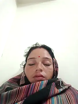 Snapshot of Dikchahot chatting on November 10, 10:09 pm Dikchahot online show from November 10, 10:09 pm