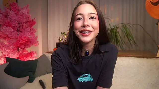 EviaRabasca online show from October 24, 11:50 am