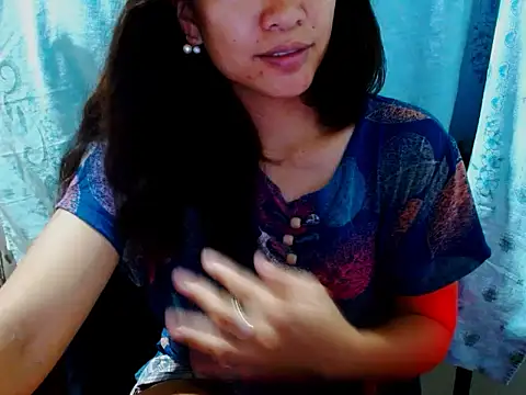 im all y0urs online show from September 10, 3:06 am