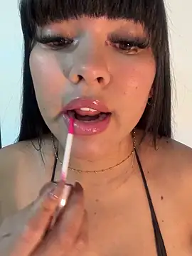 BrendaCrean online show from January 27, 11:32 am