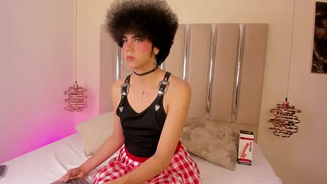 KheylerTomphson online show from September 26, 3:32 am