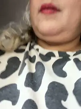 Lucy Milf 474 online show from February 17, 12:12 pm