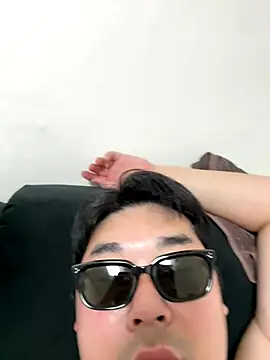 Snapshot of gayfucuxuc chatting on September 21, 2:51 pm gayfucuxuc online show from September 21, 2:51 pm