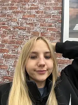 Sky Cutie online show from September 29, 4:50 am