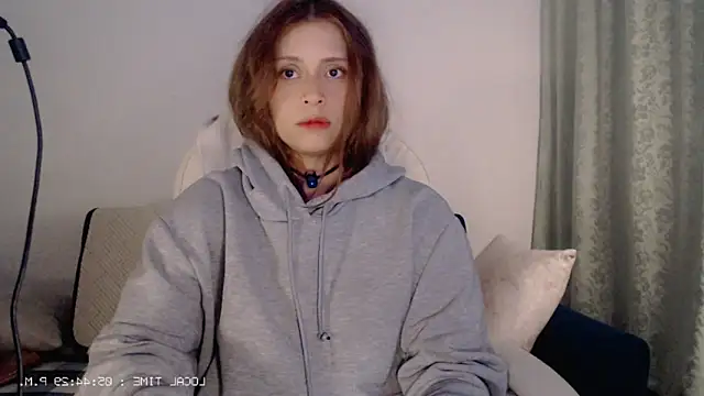 Flor3citarockera online show from November 27, 10:45 pm