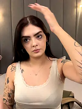 Snapshot of AliceRitter chatting on September 25, 6:55 pm AliceRitter online show from September 25, 6:55 pm