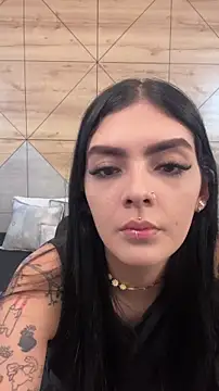 Snapshot of AliceRitter chatting on February 8, 5:49 pm AliceRitter online show from February 8, 5:49 pm