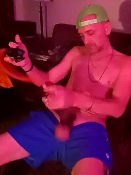 Snapshot of SidingNowness chatting on September 10, 6:35 am SidingNowness online show from September 10, 6:35 am