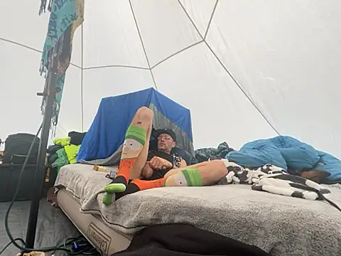 Snapshot of SidingNowness chatting on November 30, 8:46 pm SidingNowness online show from November 30, 8:46 pm