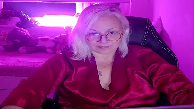 Linsy Kim online show from February 18, 10:17 pm