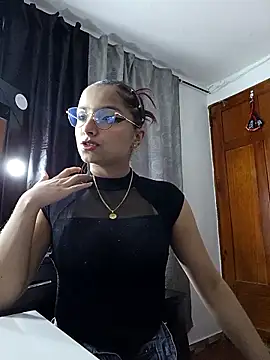 Snapshot of NaughtyLola_26 chatting on October 1, 8:26 pm NaughtyLola 26 online show from October 1, 8:26 pm
