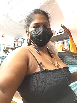 Snapshot of bakyasree143 chatting on December 4, 7:55 pm bakyasree143 online show from December 4, 7:55 pm