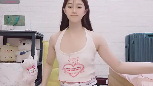 Snapshot of marina-cutegirll chatting on September 25, 9:02 am marina-cutegirll online show from September 25, 9:02 am