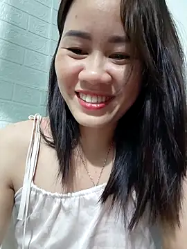 Snapshot of Singlemom69x chatting on October 31, 1:56 pm Singlemom69x online show from October 31, 1:56 pm