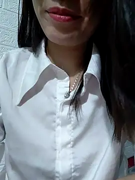 Snapshot of Singlemom69x chatting on November 15, 2:57 pm Singlemom69x online show from November 15, 2:57 pm