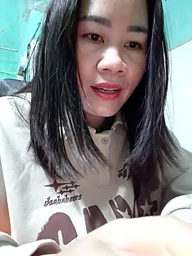 Snapshot of Singlemom69x chatting on November 20, 2:01 am Singlemom69x online show from November 20, 2:01 am