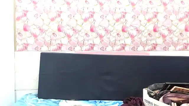 Snapshot of indianmystica694u chatting on September 10, 6:08 pm indianmystica694u online show from September 10, 6:08 pm