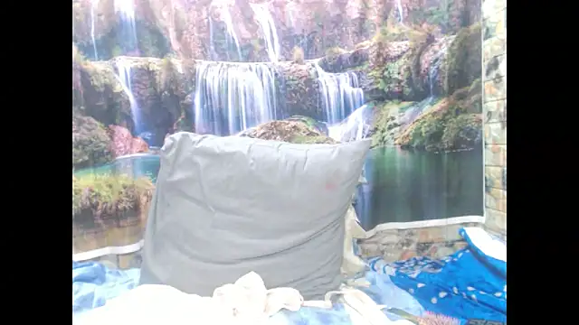 Snapshot of indianmystica694u chatting on October 15, 9:42 am indianmystica694u online show from October 15, 9:42 am