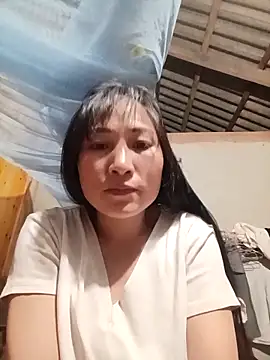 Snapshot of YAYAA-502 chatting on November 19, 1:33 pm YAYAA-502 online show from November 19, 1:33 pm