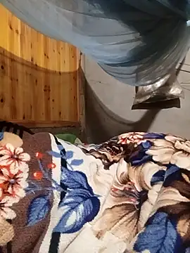 Snapshot of YAYAA-502 chatting on December 19, 2:24 pm YAYAA-502 online show from December 19, 2:24 pm