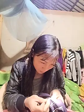 YAYAA-502 online show from January 19, 1:15 pm