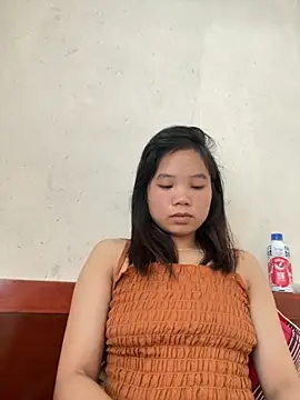 Snapshot of Ngoc-bbi chatting on October 13, 4:23 am Ngoc-bbi online show from October 13, 4:23 am