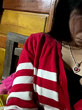 Ngoc-bbi online show from December 17, 12:44 pm