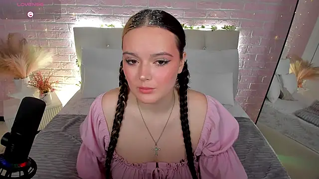 HeyMary online show from September 19, 5:09 am