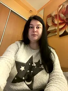 DazzzlingDame online show from January 16, 6:45 pm