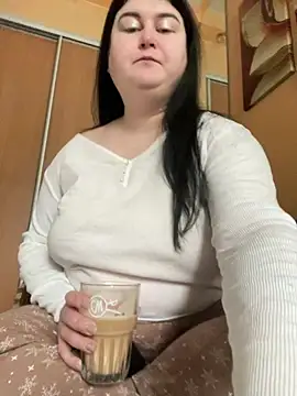 DazzzlingDame online show from March 6, 9:50 am