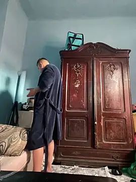 Daniel cornel online show from April 10, 11:59 am