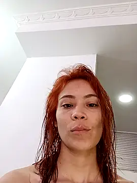 Snapshot of dulcelatin21 chatting on September 12, 3:34 pm dulcelatin21 online show from September 12, 3:34 pm