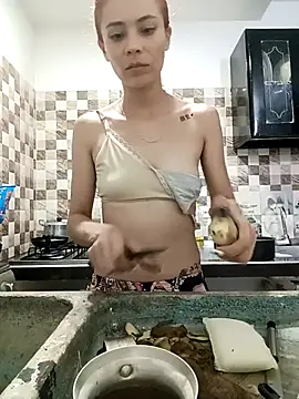 Snapshot of dulcelatin21 chatting on September 17, 11:39 pm dulcelatin21 online show from September 17, 11:39 pm