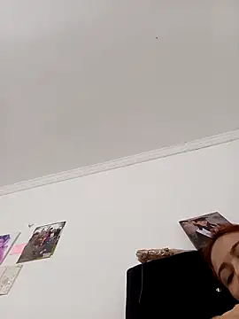 Snapshot of dulcelatin21 chatting on October 17, 2:30 pm dulcelatin21 online show from October 17, 2:30 pm