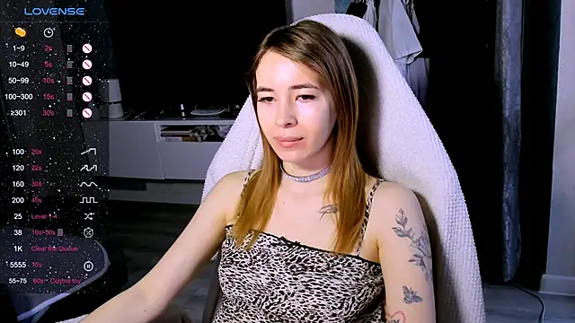 ZoyaMill online show from February 26, 6:56 am