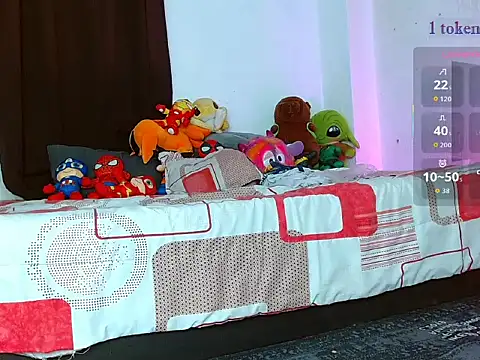 Snapshot of aaronjames1 chatting on December 1, 10:26 pm aaronjames1 online show from December 1, 10:26 pm