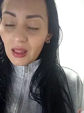 Snapshot of sarita_star chatting on May 5, 3:03 am sarita star online show from May 5, 3:03 am