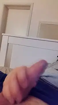 Snapshot of NewJoiner chatting on November 27, 5:48 pm NewJoiner online show from November 27, 5:48 pm