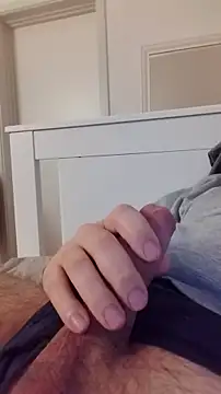 Snapshot of NewJoiner chatting on December 4, 6:27 pm NewJoiner online show from December 4, 6:27 pm