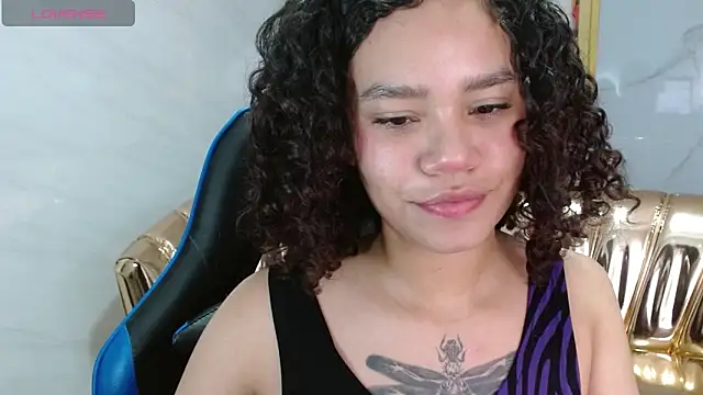 Snapshot of Canela_s1 chatting on November 10, 8:19 pm Canela s1 online show from November 10, 8:19 pm