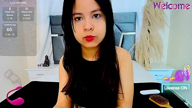 MiniLove 01 online show from March 9, 12:09 pm