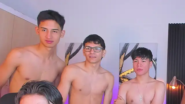 Snapshot of Horny_BoysW chatting on September 13, 1:22 pm Horny BoysW online show from September 13, 1:22 pm