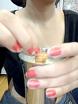 Snapshot of Deepa_devi69 chatting on November 11, 5:57 pm Deepa devi69 online show from November 11, 5:57 pm