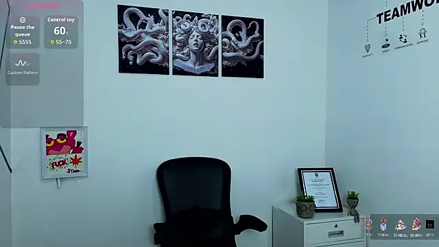 melody-rouss online show from October 11, 10:14 am